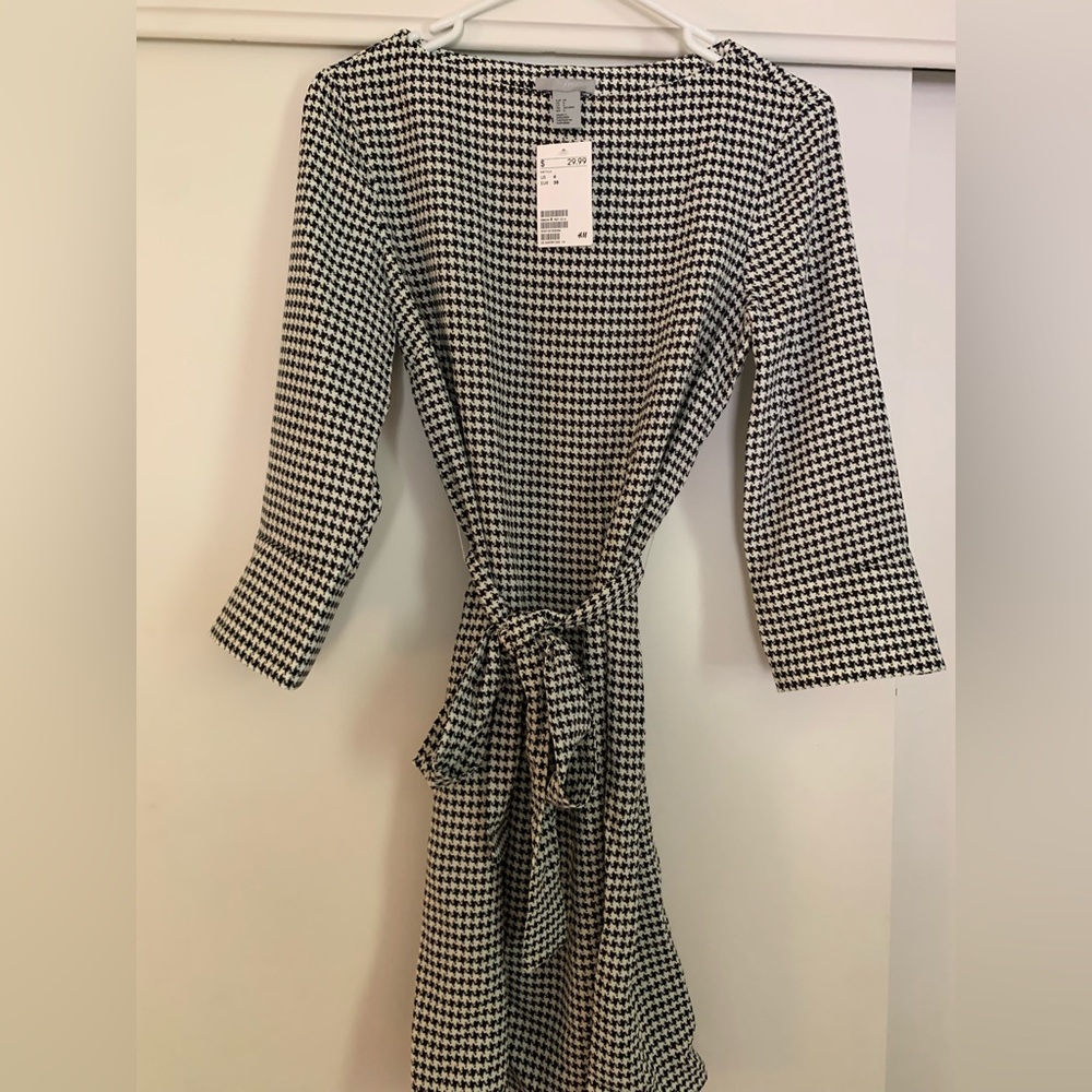 H&M Wrap Dress Black & White